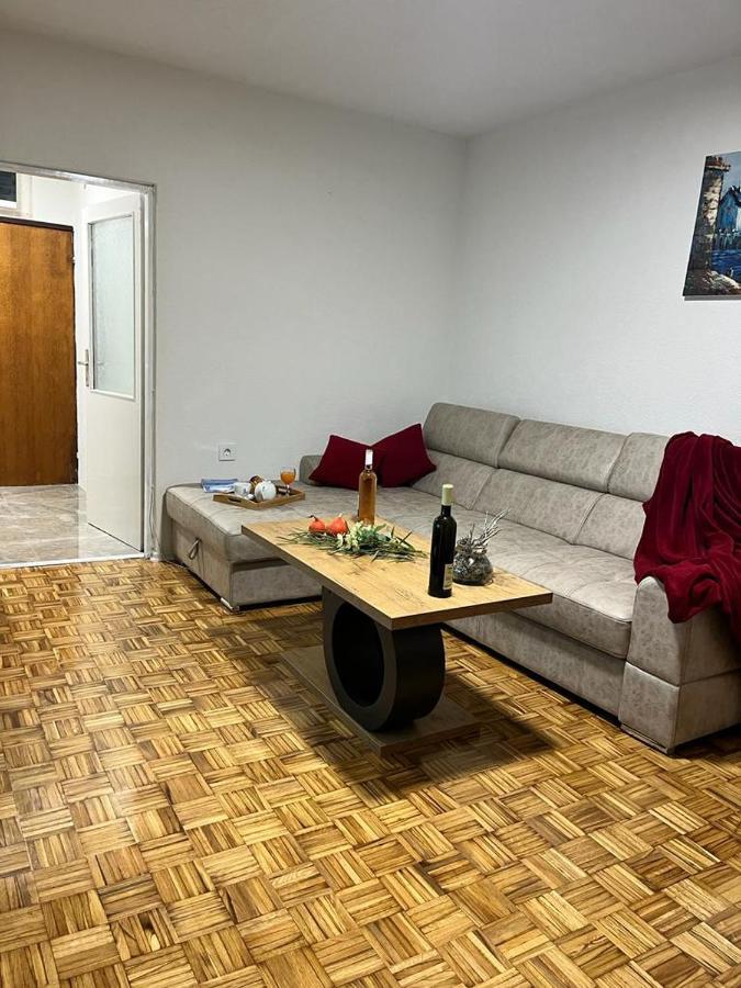 Apartament Stan Na Dan Kozarska Dubica Bosanska Dubica Zewnętrze zdjęcie