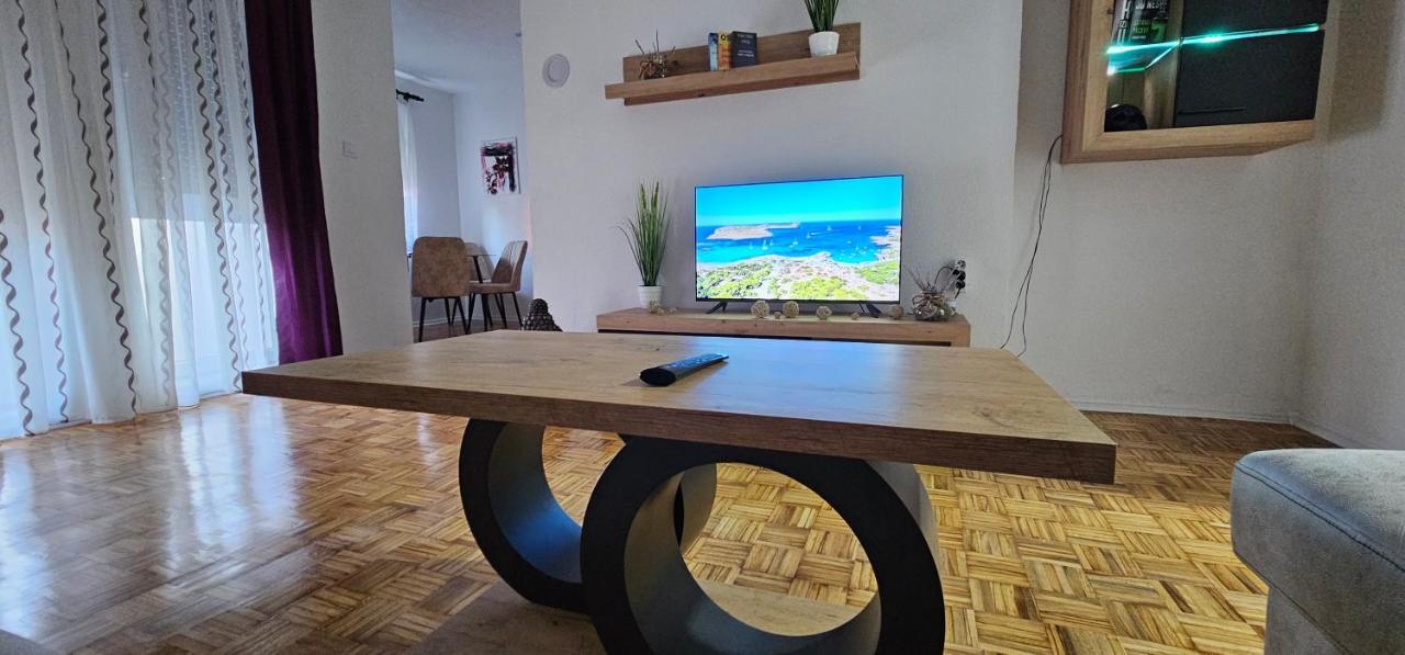 Apartament Stan Na Dan Kozarska Dubica Bosanska Dubica Zewnętrze zdjęcie