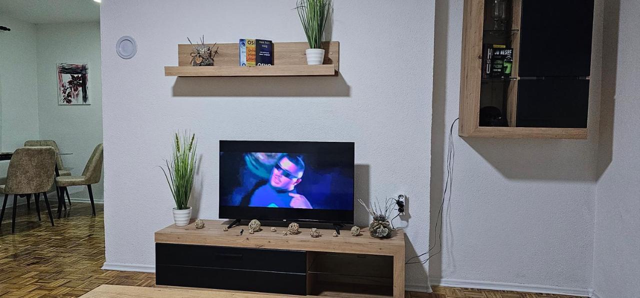 Apartament Stan Na Dan Kozarska Dubica Bosanska Dubica Zewnętrze zdjęcie