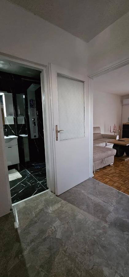 Apartament Stan Na Dan Kozarska Dubica Bosanska Dubica Zewnętrze zdjęcie