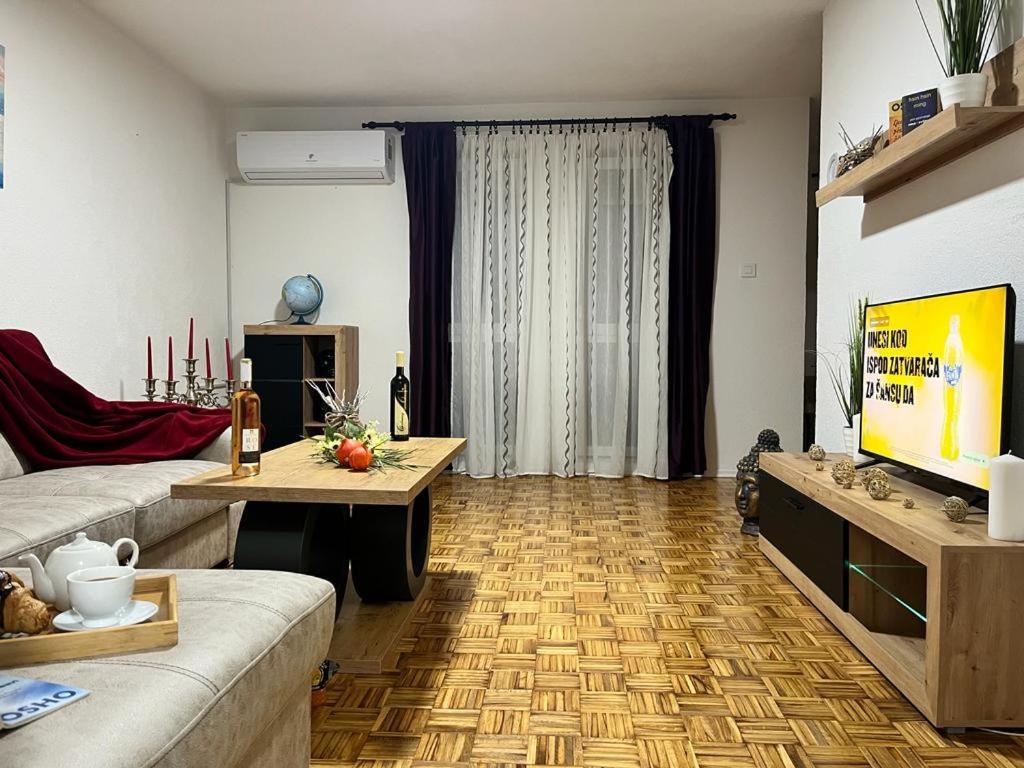 Apartament Stan Na Dan Kozarska Dubica Bosanska Dubica Zewnętrze zdjęcie